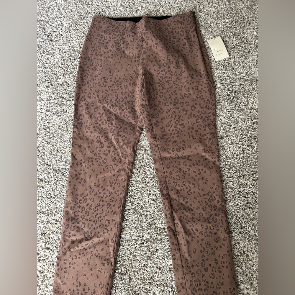 Target A New Day Cheetah Pants Size 6 with Tags